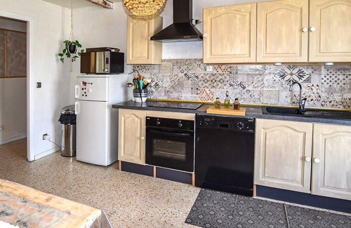 Lapalud House | Spend an active vacation in this cozy and bright cottage.