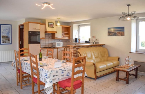 Planguenoual House | Spend an unforgettable vacation in this vacation home.