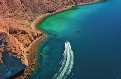 Loreto House | Spend Thanksgiving Weekend with your family at this gorgeous resort in Baja!