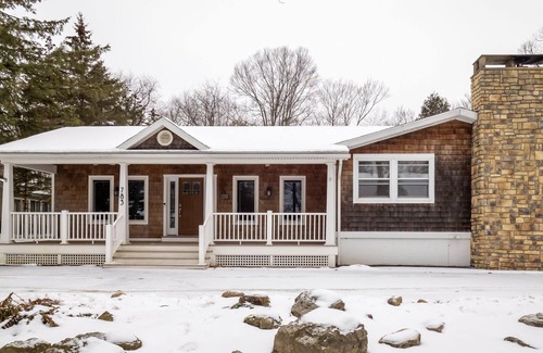 Eagles Mere House | Spend the whole week at Fireside Retreat, a 4 BR, 3 bath cottage in Eagles Mere