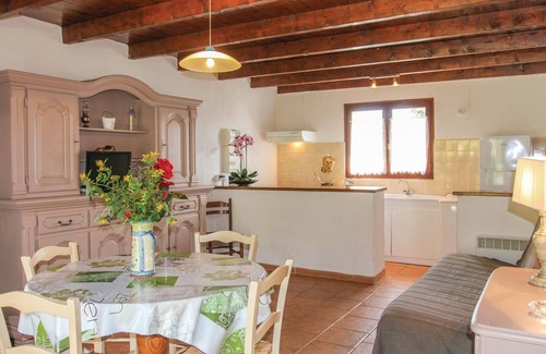 Saint-Julien-de-Peyrolas House | Spend your vacation in this welcoming cottage just 3 km from the gorges of the Ardèche.