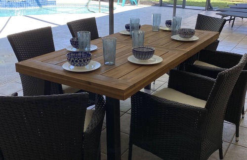 McGregor House | Spend your deserved vacation at the Palmtree Paradise, pool and hot tub