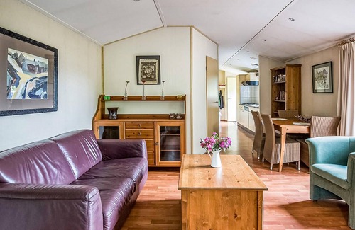 Municipality of Wageningen House | Spend your vacation in this cozy cottage near charming towns and lots of nature.
