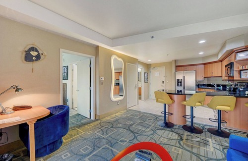 Las Vegas Apartment | Sphere in 4K - Vintage Vegas Condo with Sphere and Strip Views!