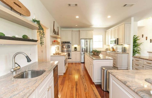 Spicewood House | Spicewood Lodge w/Pool, HotTub