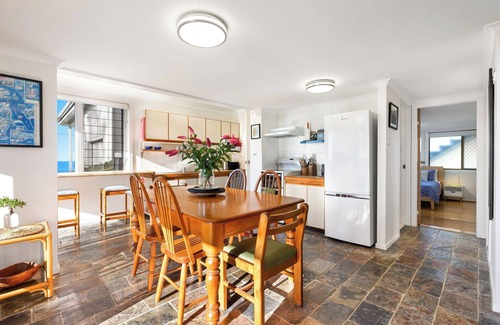 Yamba Apartment | Spindrift Lowerdeck with Beach and Ocean views! Couples paradise 1 bed.