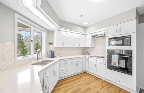 Oriental House | Spinnaker Point - Waterfront with Dock