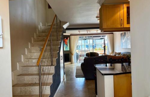 Waterfront House | Spinnaker Quays Waterfront Villa