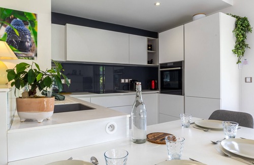 Saint-Jorioz Apartment | Spinner