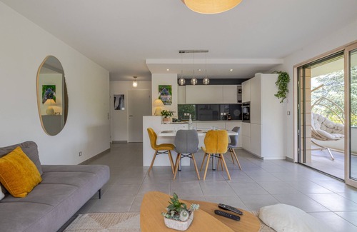 Saint-Jorioz Apartment | Spinner
