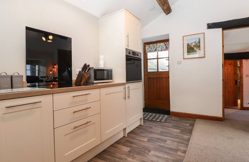 Hawkshead Cottage | SPINNERS LOFT, pet friendly, character holiday cottage in Hawkshead