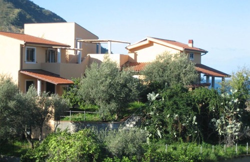 Piraino Apartment | Spisidda House - Lipari Studio - Near Gioiosa Marea