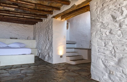 Kato Fellos Other | Spiti Anita Luxury Romantic Cycladic farmhouse with breathtaking views