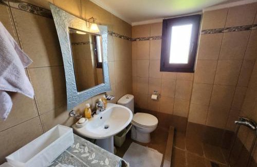 Longos Apartment | Spiti Loggos