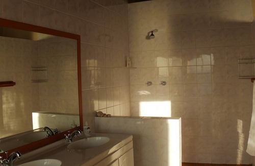 De Kelders Bed & Breakfast | Spitzeseafront. .Beachfront, Whale watching