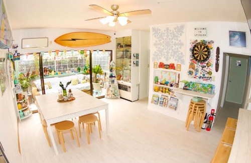 Katsuura Bed & Breakfast | Splash Guest House