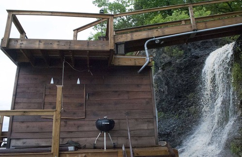 Teall Beach House | Splash into the Finger Lakes at Locke's Glen and walk to Zugibe Winery!