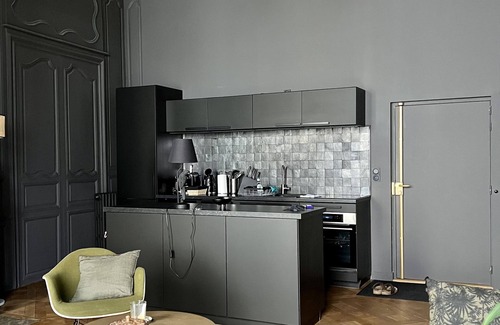 Clermont Ferrand City Centre Apartment | Splendid 2-room apartment 65 m2 17th century town house