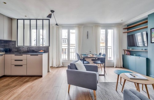 Quartier Sainte-Avoye Apartment | Splendid 3 bdrs Flat in a Prime Location of Paris