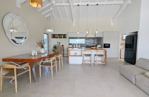 Saint Felix Villa | Splendid 5-star "NATEINA" architect-designed villa