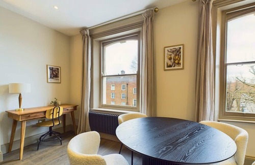 Abbey Road Apartment | Splendid and Relaxing Apartment on Abbey Road
