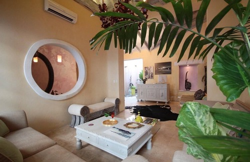 Cartagena Walled City House | Splendid Colonial Villa with Rooftop & Jacuzzi