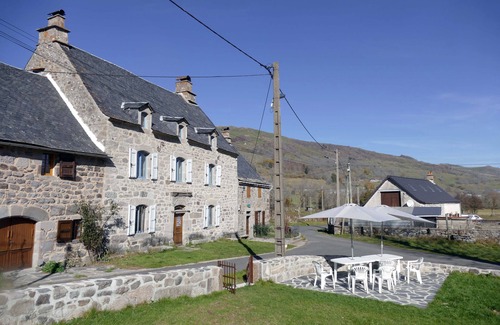 Lavigerie House | SPLENDID HOUSE IN THE CENTER OF A NATURAL PARK