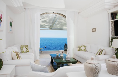 Marina del Cantone Villa | Splendid luxury VILLA IBISCUS overlooking the sea with infinity pool