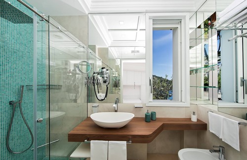 Marina del Cantone Villa | Splendid luxury VILLA IBISCUS overlooking the sea with infinity pool