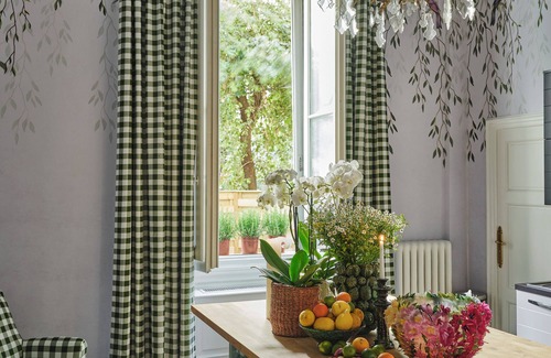 Florence Apartment | Splendid Palace on the River Arno in the Center of Florence