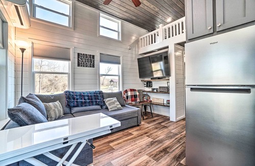 Morganton House | Splendid Tiny Home with Fire Pit ~ 2 Mi to Lake!