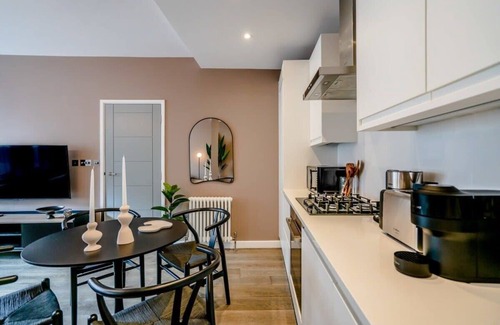 Chinatown Apartment | Splendid & Warm Apartment near Leicester Square