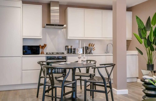 Chinatown Apartment | Splendid & Warm Apartment near Leicester Square