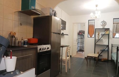 Moulins Apartment | Splendide Moulins