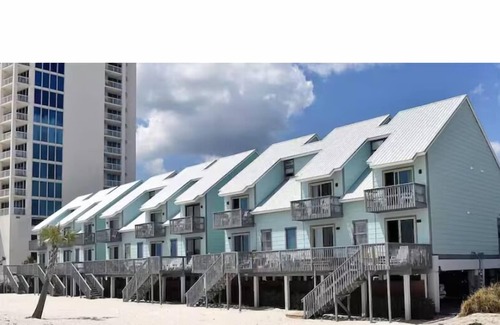 Ono Island Condo | Spooky Savings 10/29-11/30 Beachside