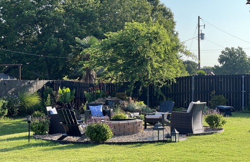 South Arlington House | Sports Fans - 15 min. from Dallas Cowboy Stadium and Six-Flags theme park
