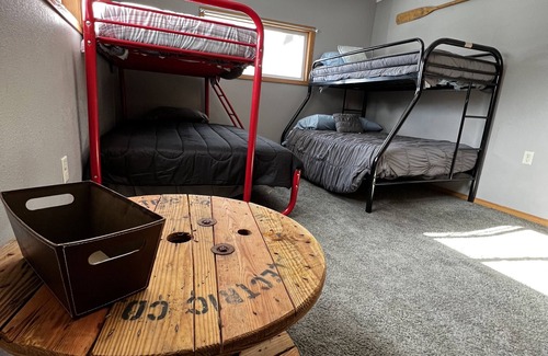 Webster House | Sportsman's Country Lodge: The Duck House