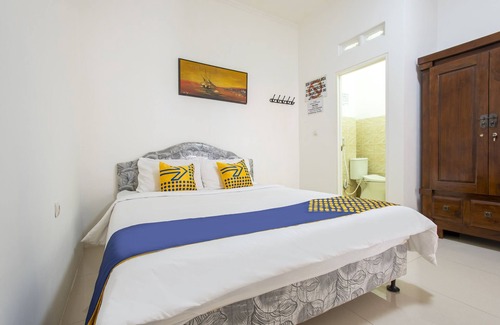 Jaka Sampurna Hotel | SPOT ON 3961 Fico's Residence Syariah
