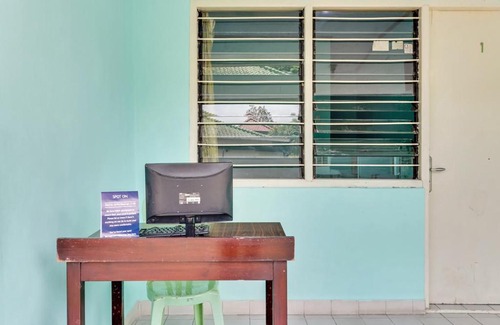 Cipanas Hotel | SPOT ON 90003 Villa Tawang