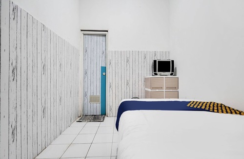 Setiabudi Hotel | SPOT ON 91775 Pondok 14 Syariah