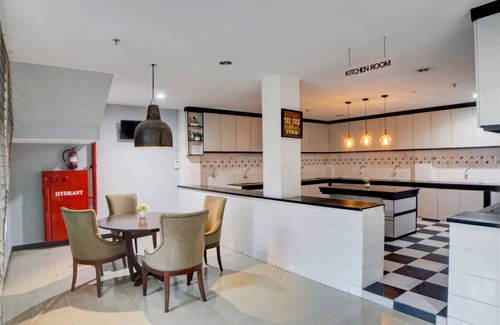 Medan Hotel | SPOT ON 92822 Finest House Near Amplas Bus Terminal