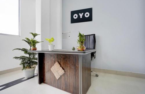 Varanasi Hotel | SPOT ON Aarya Guest House