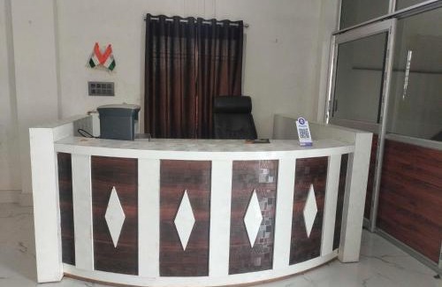 Patna Hotel | SPOT ON Happyness Restaurant