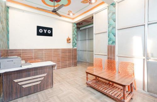 Varanasi Hotel | SPOT ON M L Paying Guest House