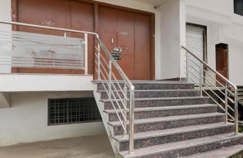 Gorakhpur Hotel | SPOT ON New Pandey Ji Gest House