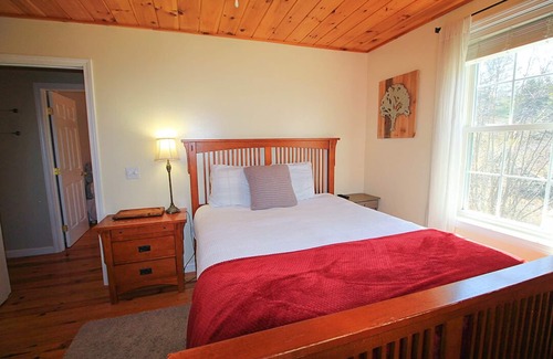 Rangeley House | Spotted Fawn - Recently updated three bedroom, two bath home located near the village of Oquossoc