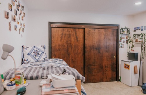 Newhall House | Sprawling 4-Bedroom Tudor Retreat with Spacious Backyard Oasis