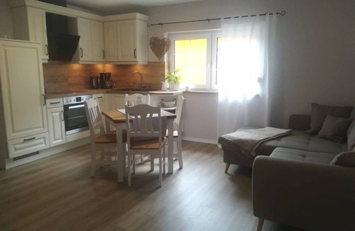 Burg Apartment | Spreewaldstübchen, 2 Schlafr., Wohnr./küchenzeile, Bad Du/wc - Landhaus Huchatz