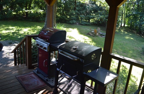 Spencer Cabin | Spring Break dates available! 2B/2.5B cabin by Fall Creek Falls State Park!