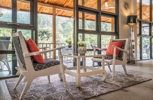 Bhimtal Villa | Spring Casa, Bhimtal By Ebony Stays – Luxury 4BHK Villa with Mountain View